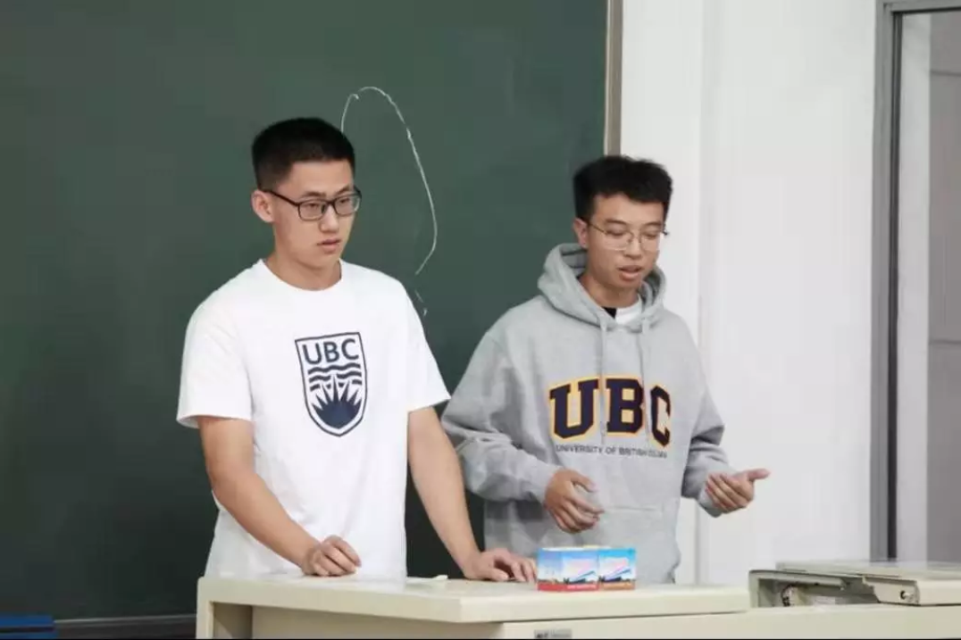 温哥华风土文化交流队成员